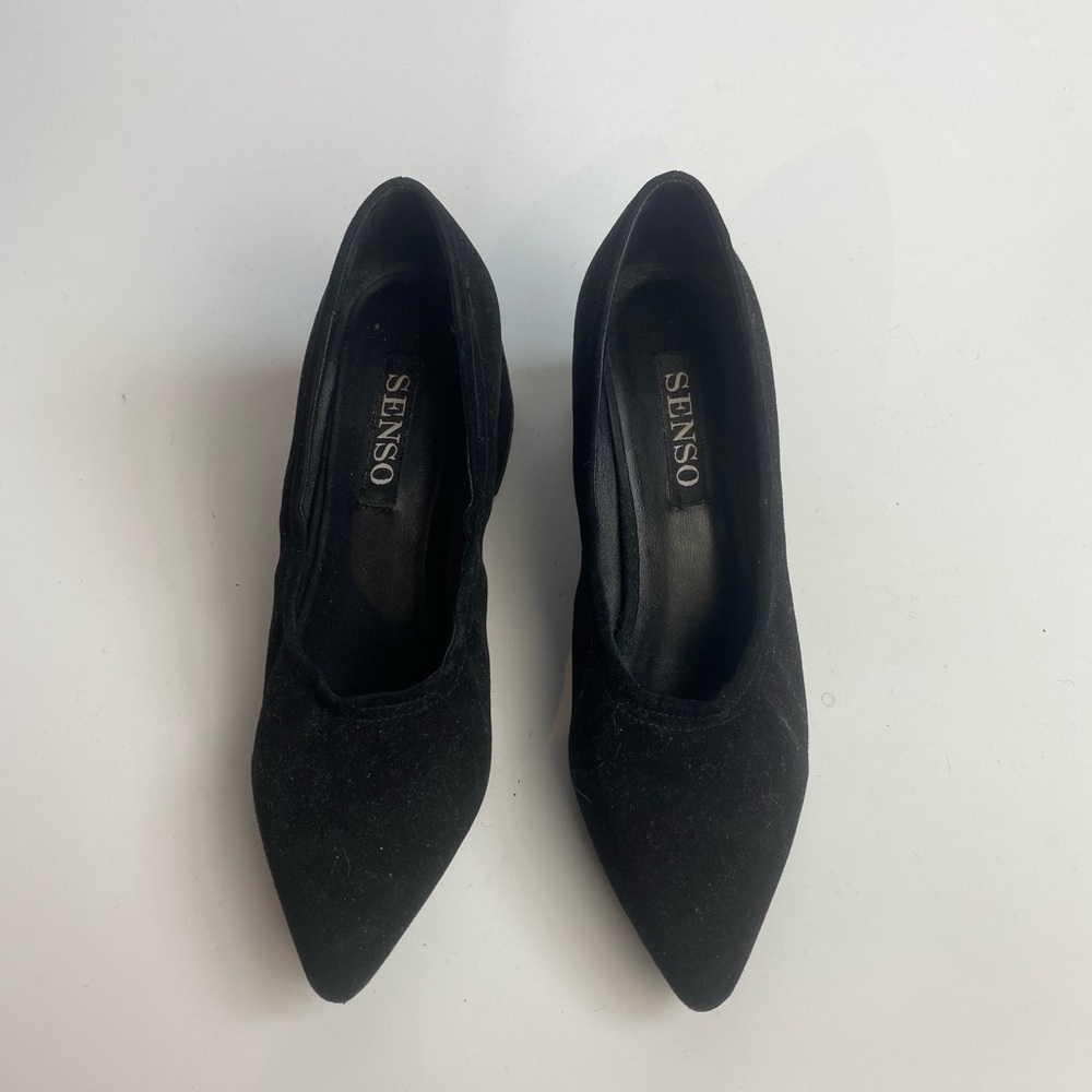 Senso Suzie Ebony Suede Pumps